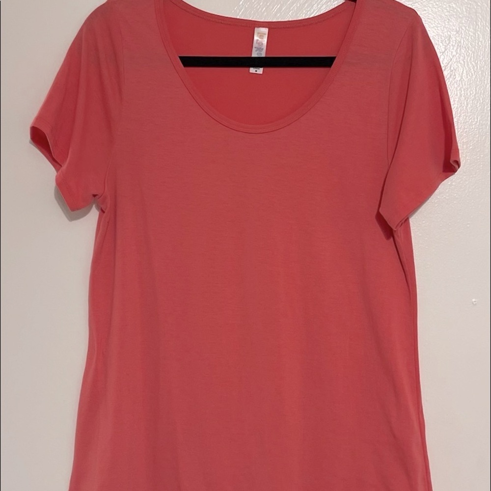 LulaRoe Shirt Size M